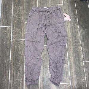 Utility joggers